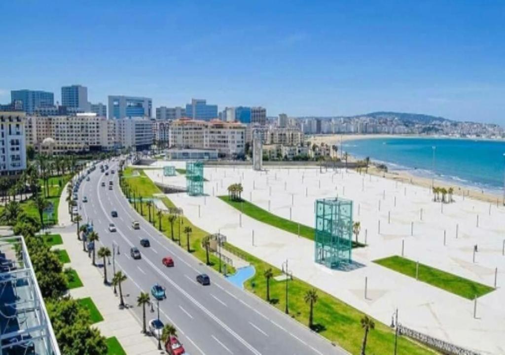 Ap 2Ch City Centre Parking En Face Hilton A Cote Du Plage タンジェ エクステリア 写真